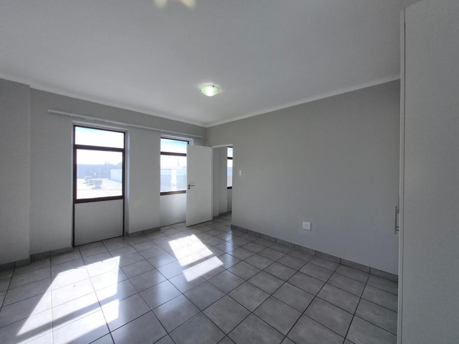 2 Bedroom Property for Sale in Esterville Western Cape